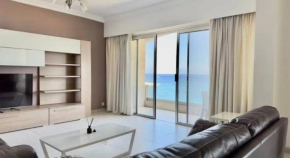 Sea View apartment on Promenade